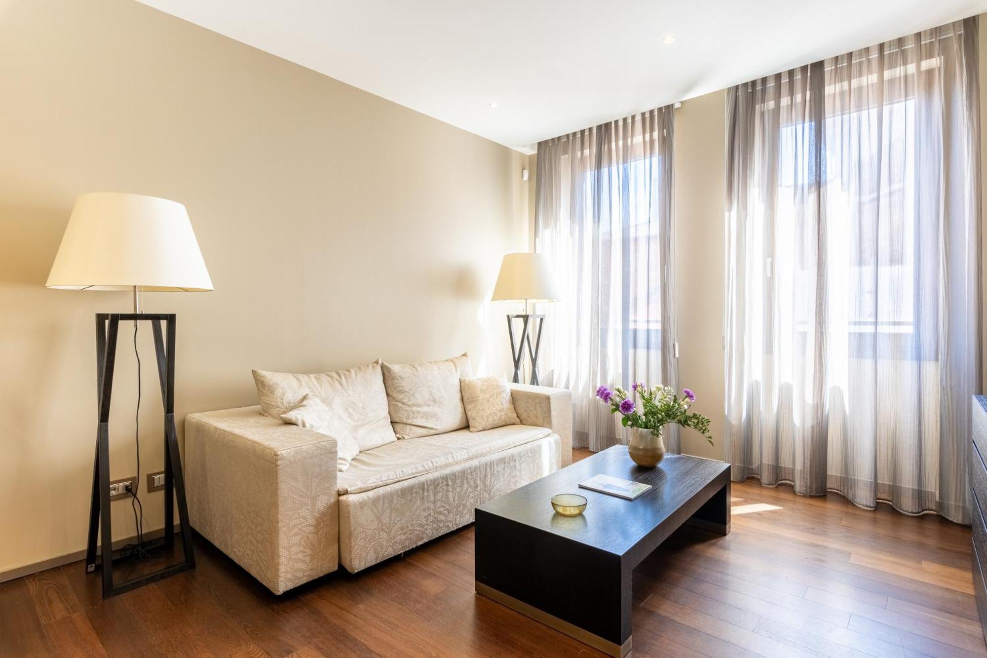 Nj Hotels & Apartments San Pietro All'Orto 6 Милан Экстерьер фото